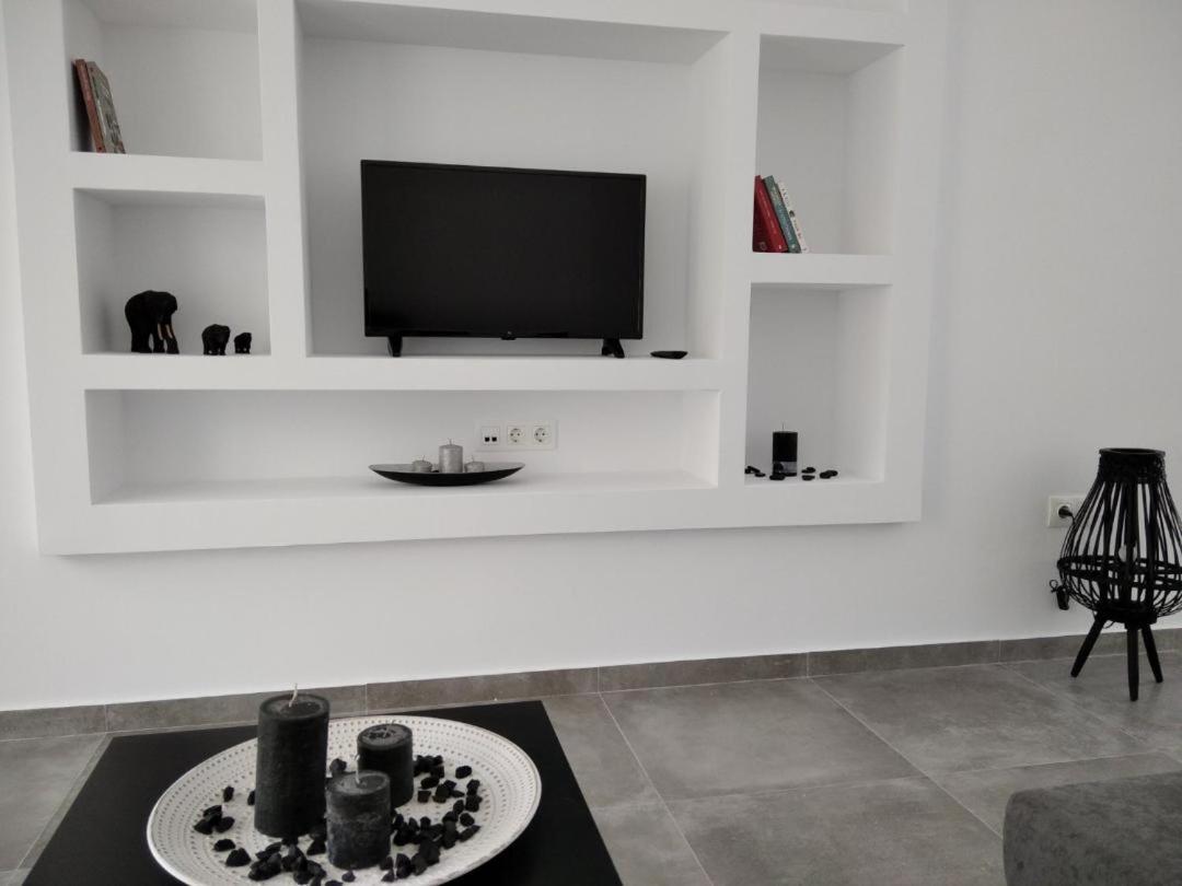 Estia - Brand New Apartment In Ermioni Village Exterior photo